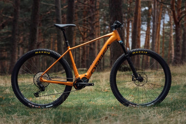 orbea-urrun-un-vttae-leger-pour-voyager-loin-24637-1-1.jpg