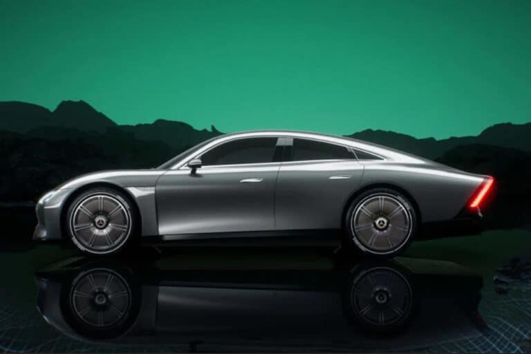 un-concept-vision-amg-en-approche-chez-mercedes-24613-2-3.jpg