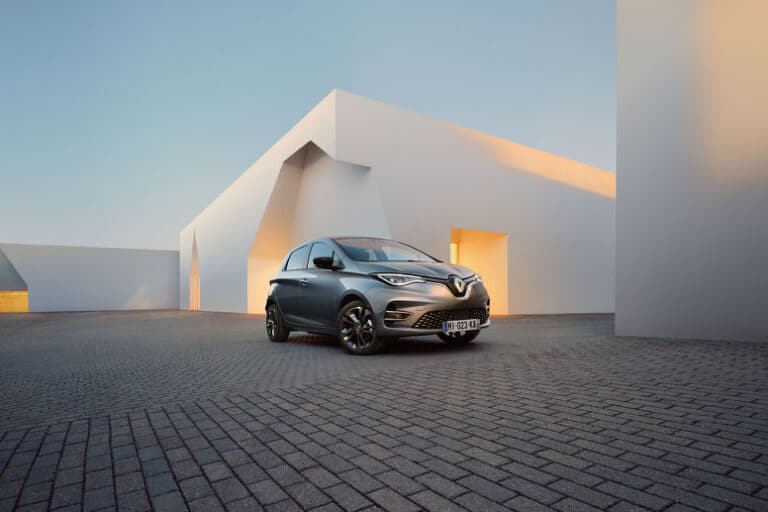 renault-zoe-24757-1-1.jpg