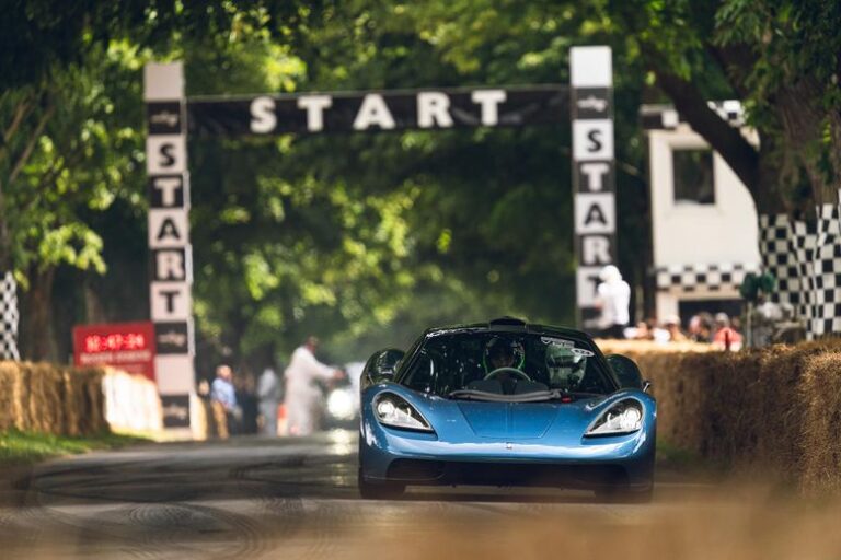 MOTIV, la (toute) petite voiture électrique et autonome signée Gordon Murray