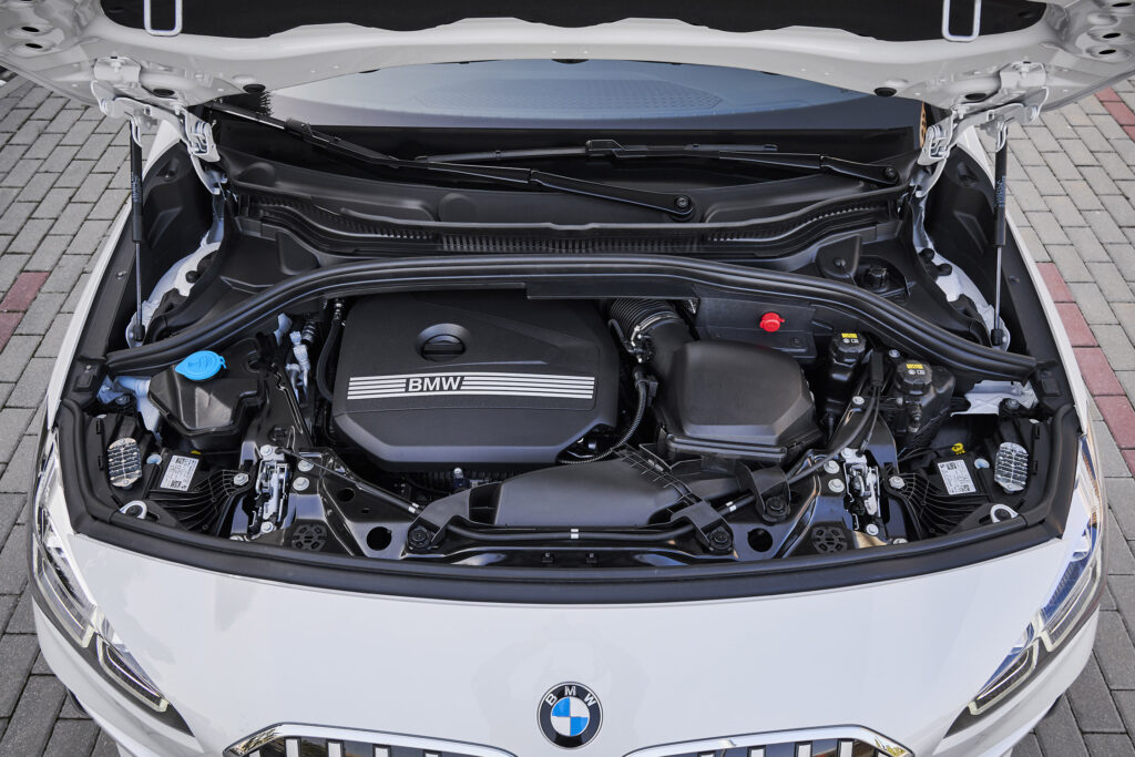 bmw-serie-2-f45-active-tourer-220i-170-ch-135109-1.jpg