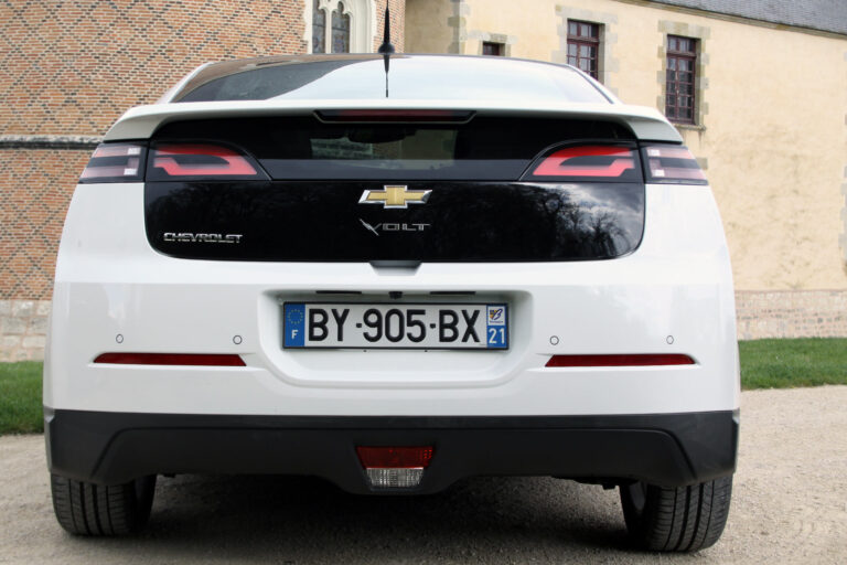 chevrolet-volt-e-rev-70844-1.jpg