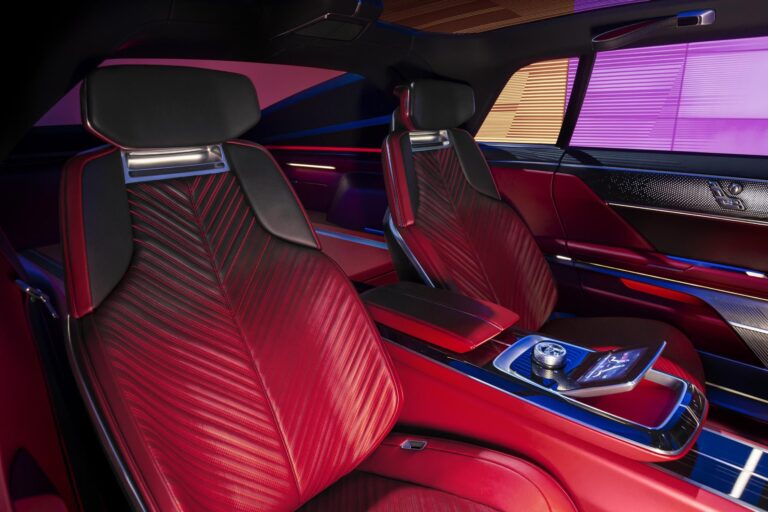 concept-cadillac-celestiq-la-future-berline-electrique-de-cadillac-24864-5-3.jpg