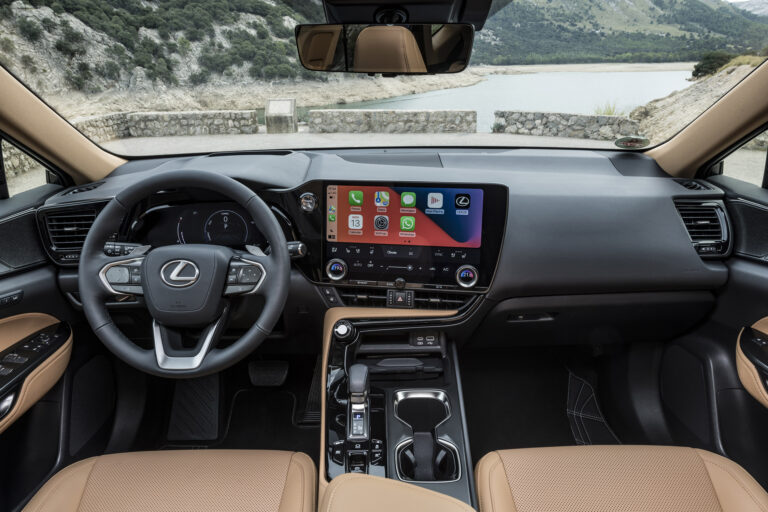 lexus-nx-2-450h-plus-136333-3.jpg