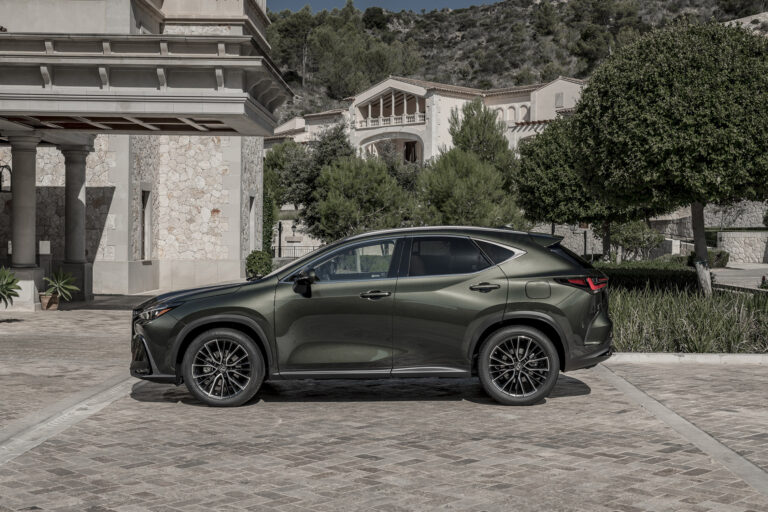 lexus-nx-2-450h-plus-136346-3.jpg