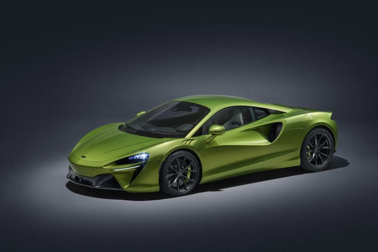 mclaren-artura-22903-6-1.jpg