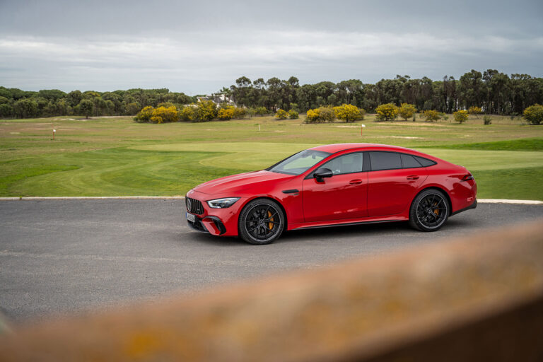 mercedes-amg-gt-c190-4-door-coupe-63-s-e-performance-135971-1.jpg