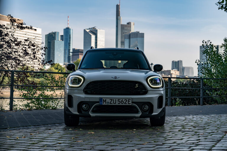 mini-countryman-f60-cooper-se-all4-220-ch-131165-1.jpg