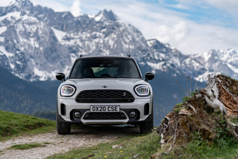 mini-countryman-f60-cooper-se-all4-220-ch-131169-1.jpg