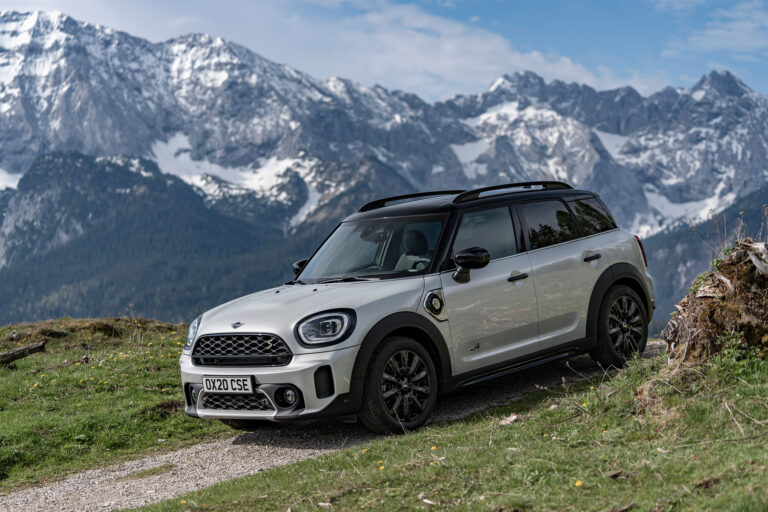 mini-countryman-f60-cooper-se-all4-220-ch-131170-1.jpg