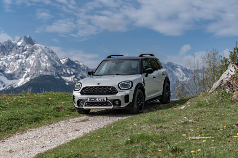 mini-countryman-f60-cooper-se-all4-220-ch-131171-1.jpg