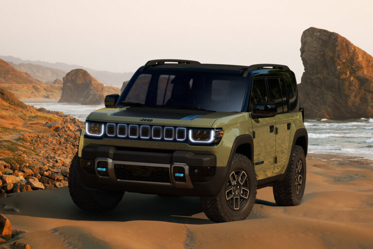 jeep-un-plan-pour-devenir-le-leader-de-l-electrification-des-suv-24896-4-3.jpg