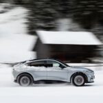 Essai Ford Mustang Mach-E sur glace