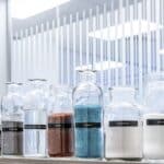 Mercedes-Benz pose la première pierre d'une usine de recyclage de batteries en Allemagne.