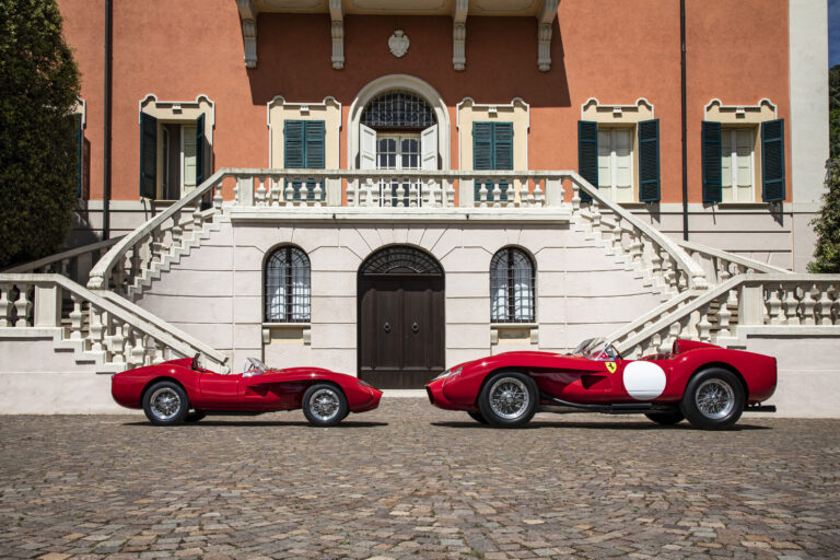 ferrari-250-23370-1.jpg