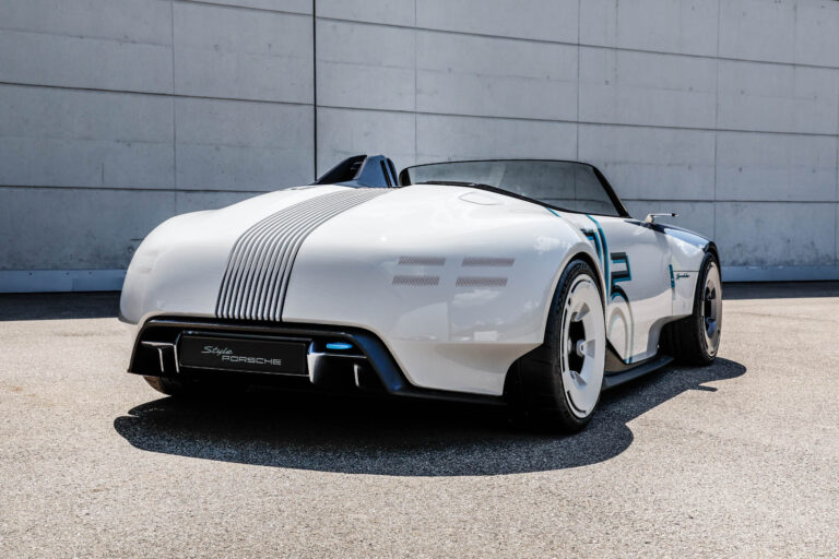 porsche-presente-le-concept-vision-357-speedster-25373-3-1.jpg