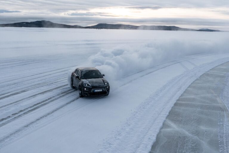 porsche-macan-25648-8.jpg