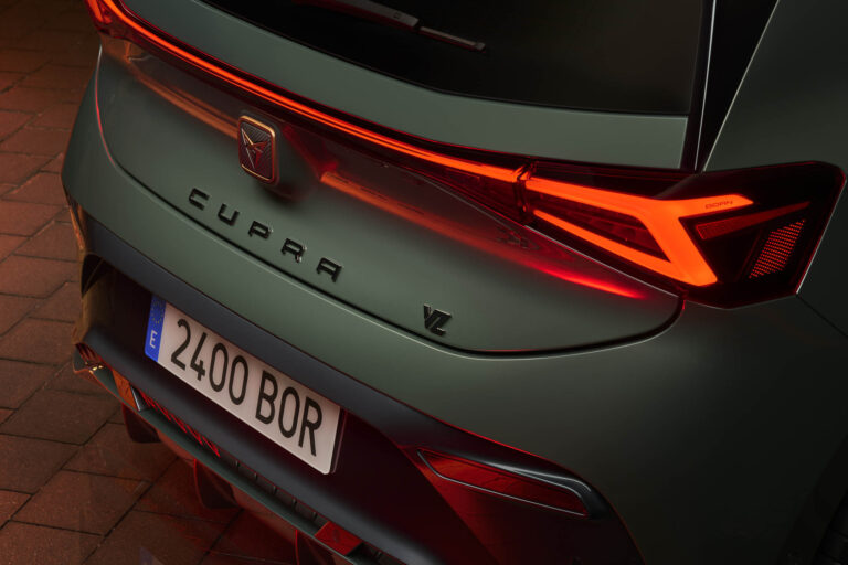 cupra-born-25710-5.jpg