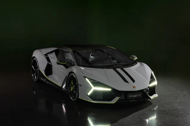 lamborghini-revuelto-25776-1.jpg