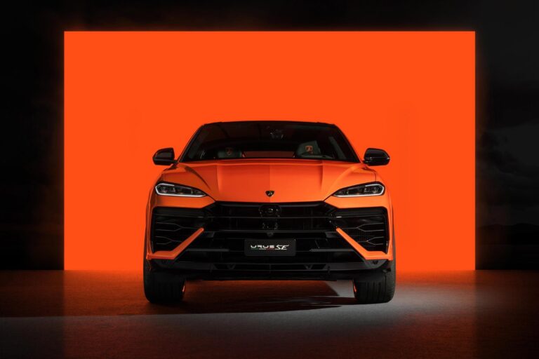 lamborghini-urus-25801-3.jpg