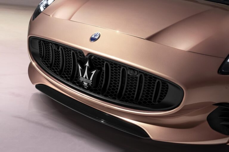 maserati-grancabrio-25786-2.jpg