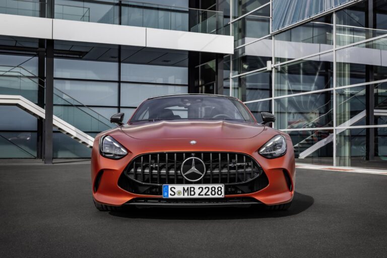 mercedes-amg-gt-25797-5-1.jpg