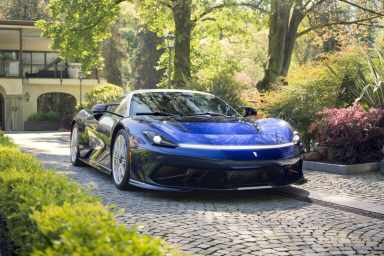 pininfarina-battista-25823-2.jpg
