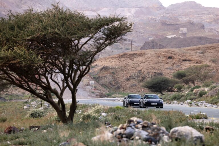 porsche-911-25825-7.jpg