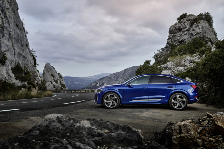 audi-sq8-sportback-e-tron-503-ch-140847.jpg