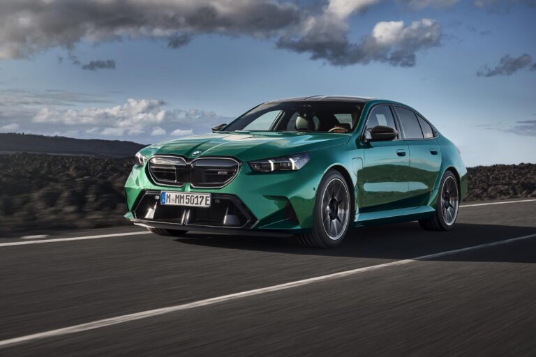 bmw-m5-25888-1.jpg