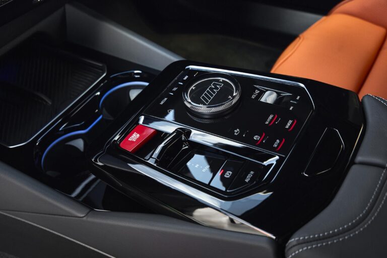 bmw-m5-25888-10.jpg