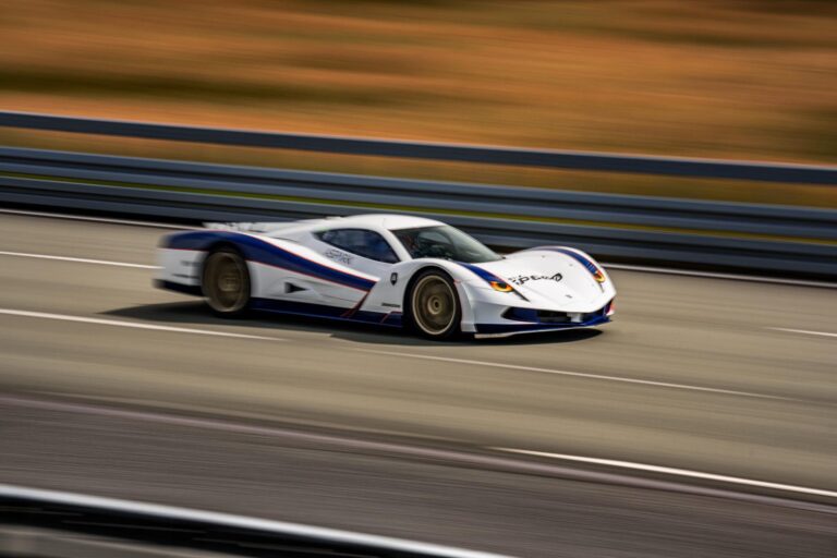 l-hypercar-electrique-aspark-owl-sp600-signe-une-pointe-a-pres-de-440-km-h-25870-1-1.jpg