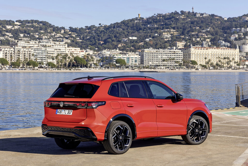 volkswagen-tiguan-3-1-5-etsi-150-ch-141579.jpg
