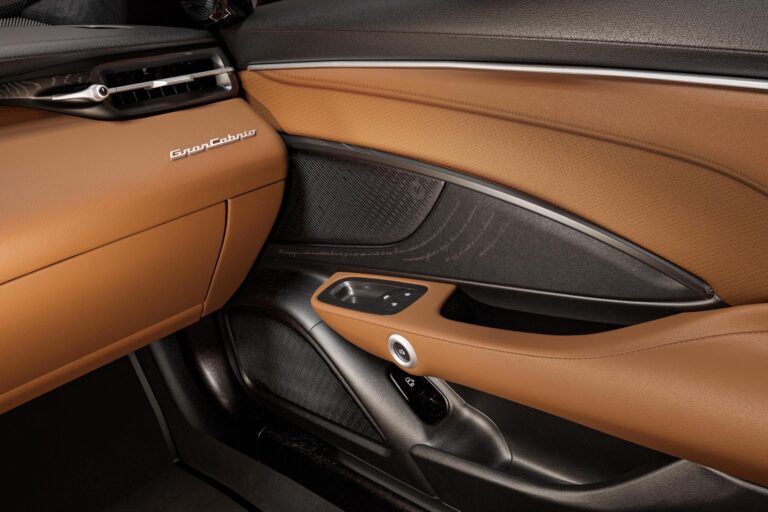 maserati-grancabrio-25897-6.jpg