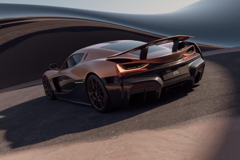 rimac-nevera-25902-4.jpg