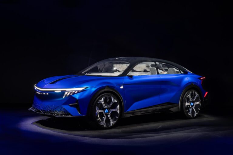 alpine-presente-son-show-car-fastback-100-pour-100-electrique-26020-4.jpg