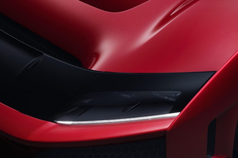 ferrari-f80-26029-2.jpg