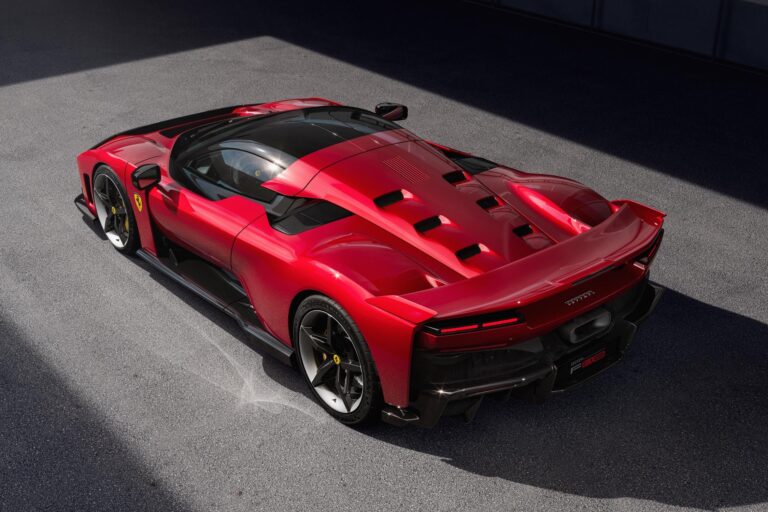ferrari-f80-26029-5.jpg