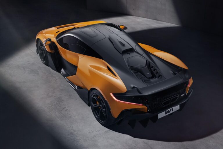 mclaren-w1-26009-3.jpg