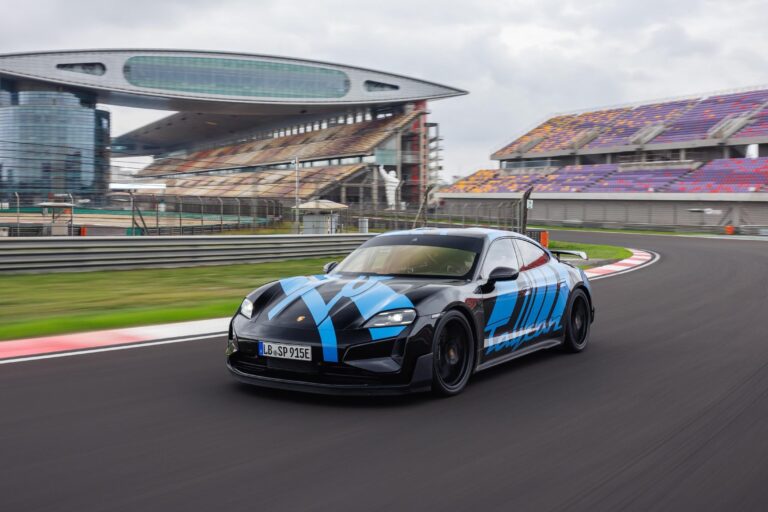 porsche-taycan-26036-1.jpg