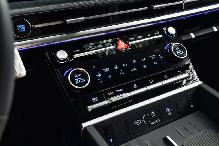 hyundai-santa-fe-5-plug-in-253-htrac-141861-2.jpg