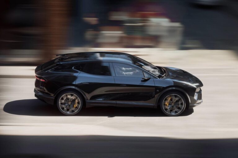 lotus-peaufine-les-gammes-eletre-et-emeya-26257-3.jpg