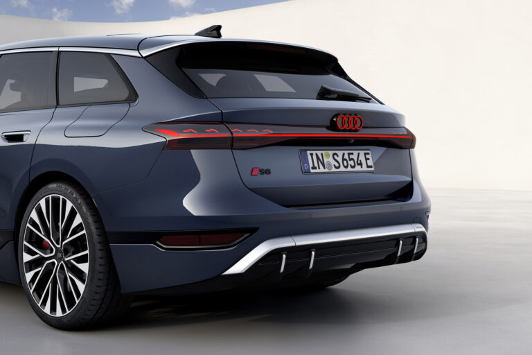 audi-s6-e-tron-avant-quattro-503-ch-142511.jpg