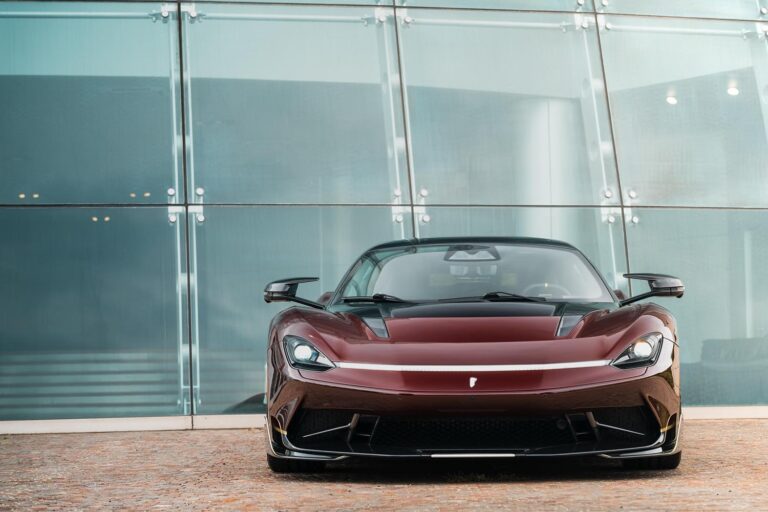 pininfarina-battista-26342-10.jpg
