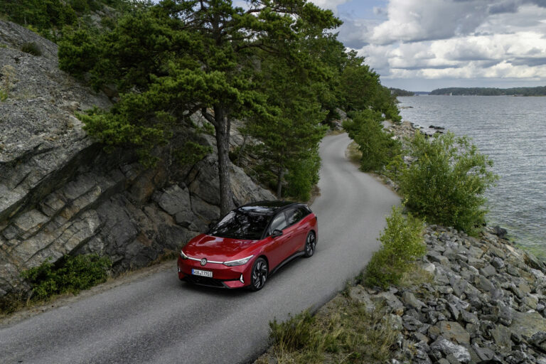 volkswagen-id-7-tourer-gtx-340-ch-142407.jpg