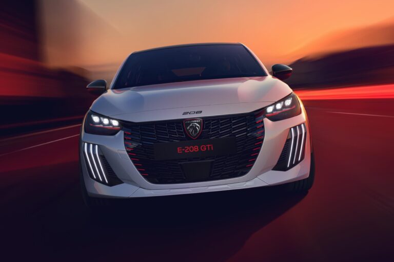 peugeot-e-208-26843-6.jpg