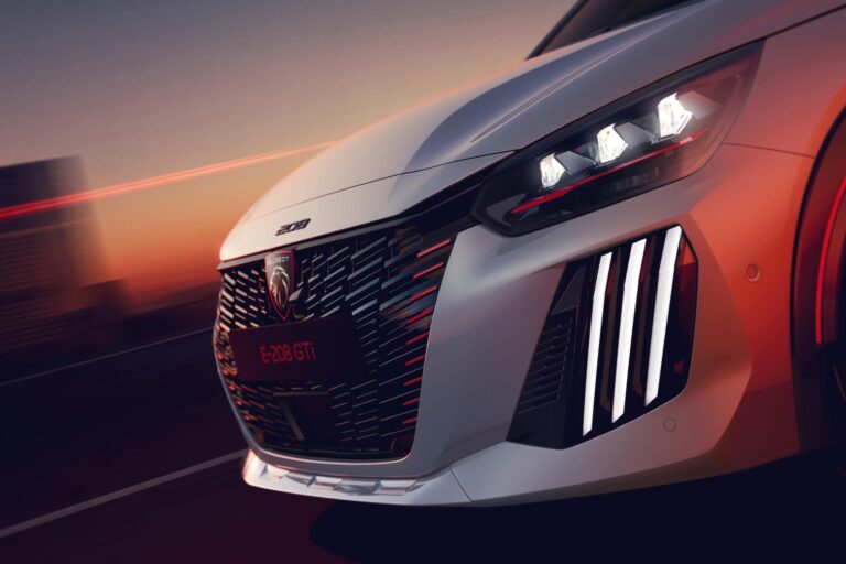 peugeot-e-208-26843-7.jpg