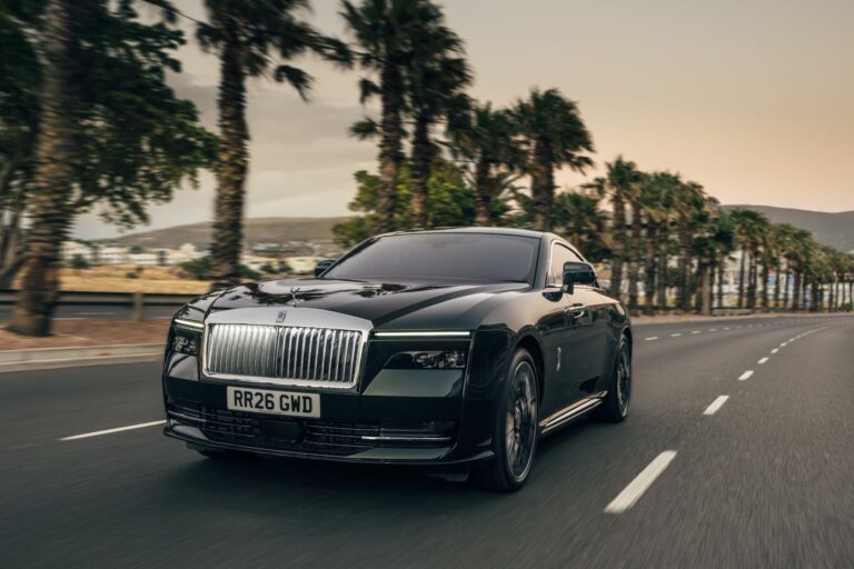 rolls-royce-spectre-26831-1.jpg
