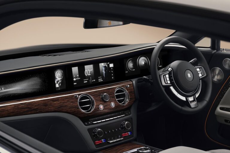 rolls-royce-spectre-26831-4.jpg