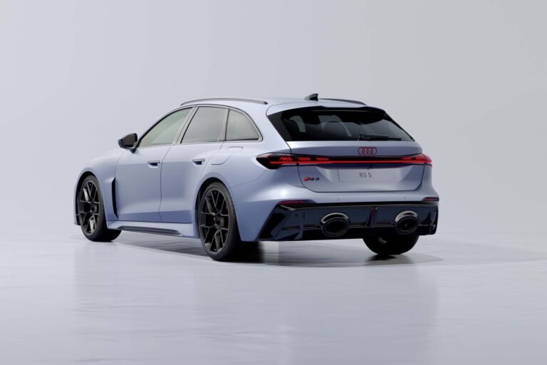 audi-rs5-26988-3.jpg